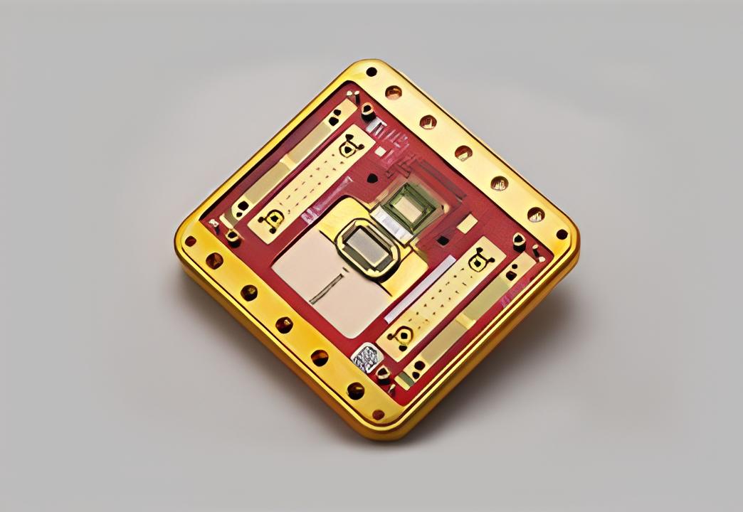 The Microsoft Machina 1 Chip displayed on a gold and black square, symbolizing the future of topological quantum computing.